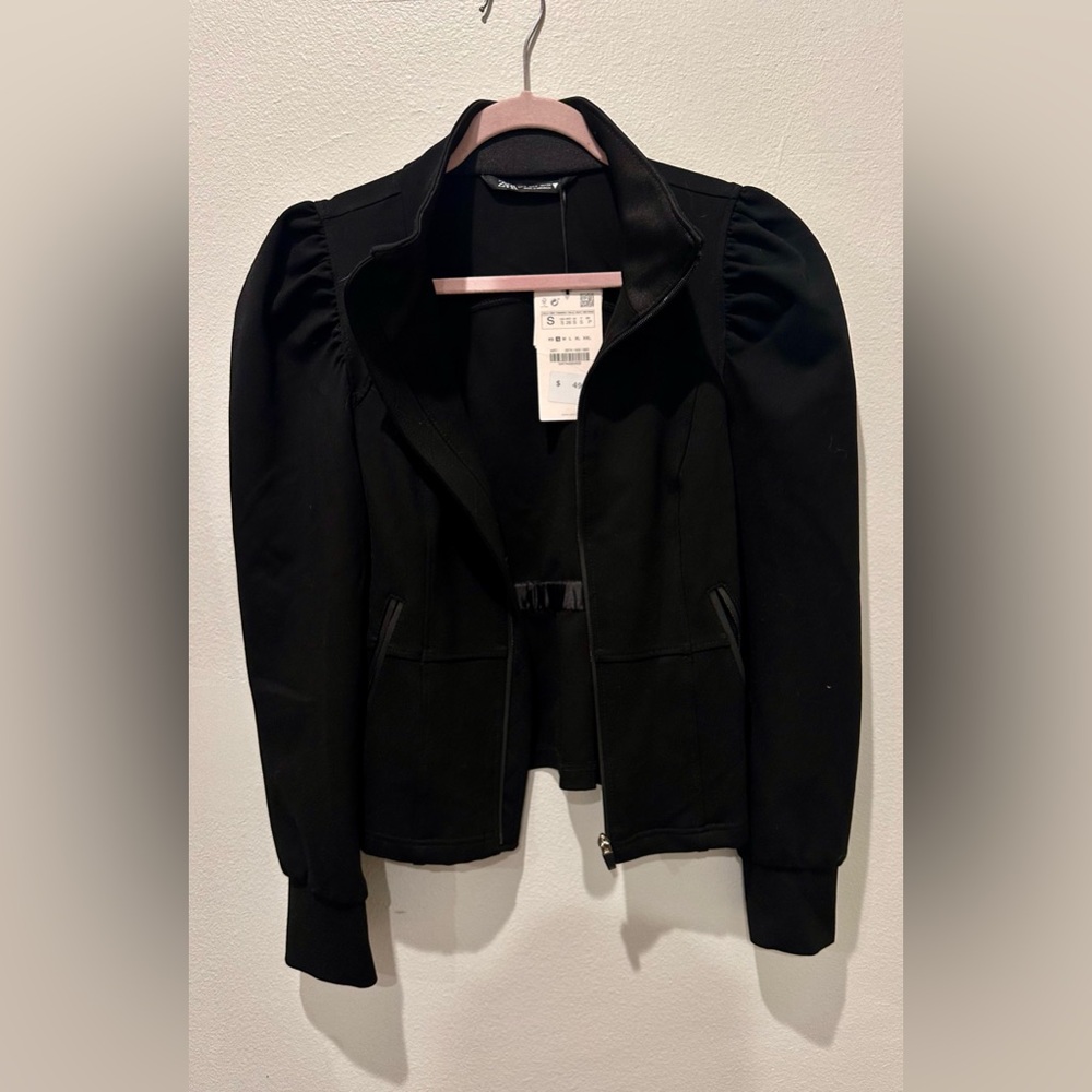 Zara Black Women's Blazer with Puff Sleeves